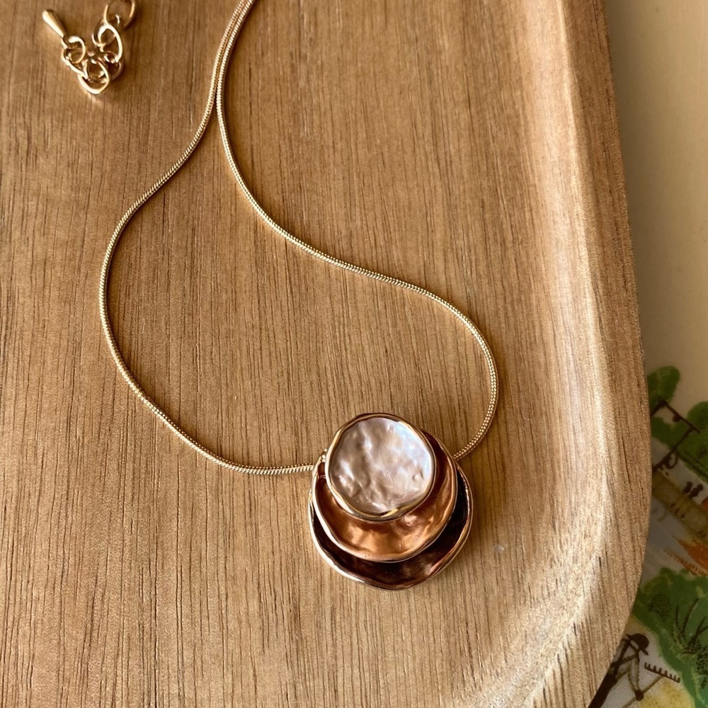 ✨Sundance Artesia Necklace - Picture 2 of 7